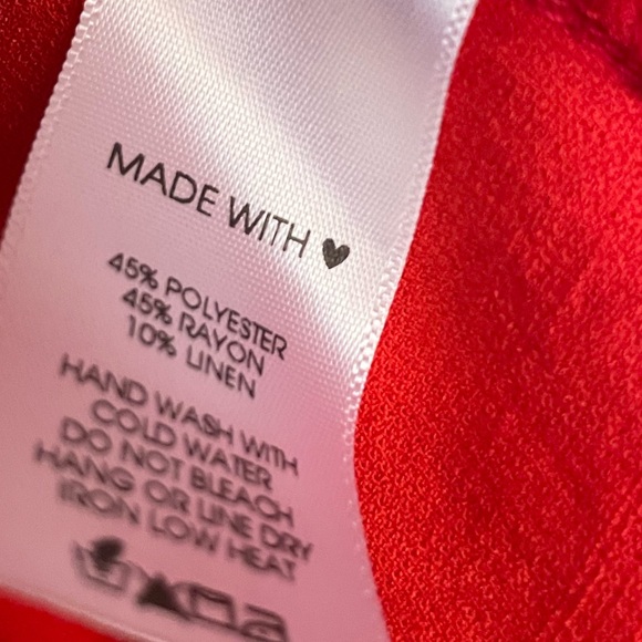 NWOT Beautiful Soul Women's Size B (18-20) Red Top - Picture 8 of 16